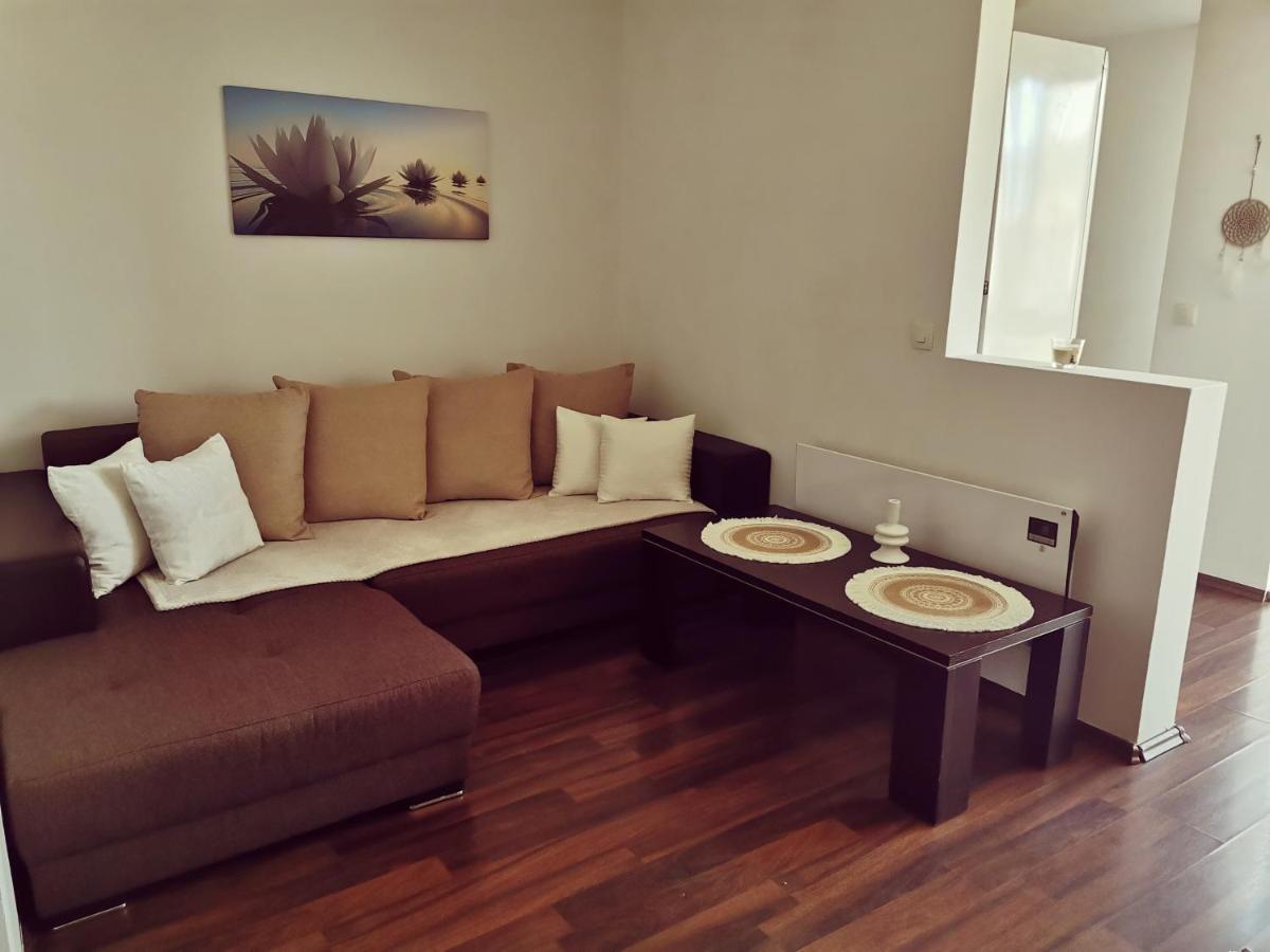 באיה מארה Nice & Economic Studio מראה חיצוני תמונה
